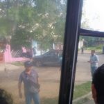 Camioneta se estrella contra casa tras choque con autobús en Tampico