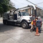 Atiende COMAPA SUR línea de drenaje en un sector de la colonia Morelos
