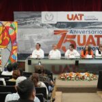 Entrega el rector Dámaso Anaya reconocimientos a jubilados del SUTUAT