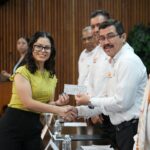 Reconoce la UAT la excelencia académica de hijos de docentes