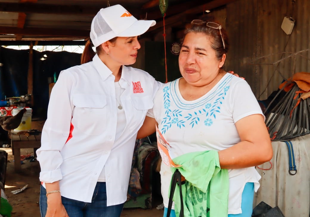 Garantiza Isabel Goldaracena Caminos Dignos en Comunidades de Tampico Alto