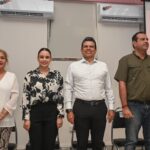 Entrega alcalde nombramientos a delegados ejidales.