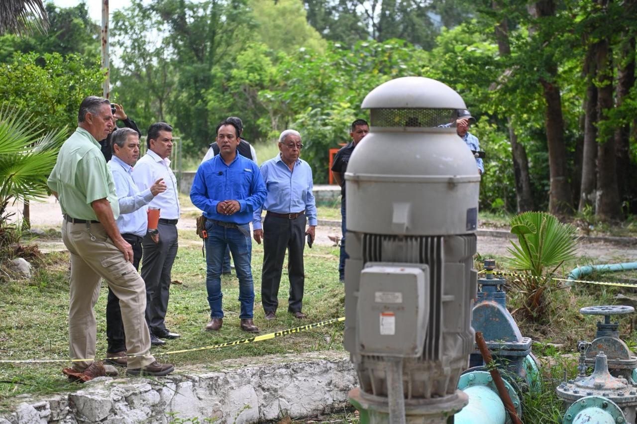 Supervisa alcalde los manantiales de La Peñita.