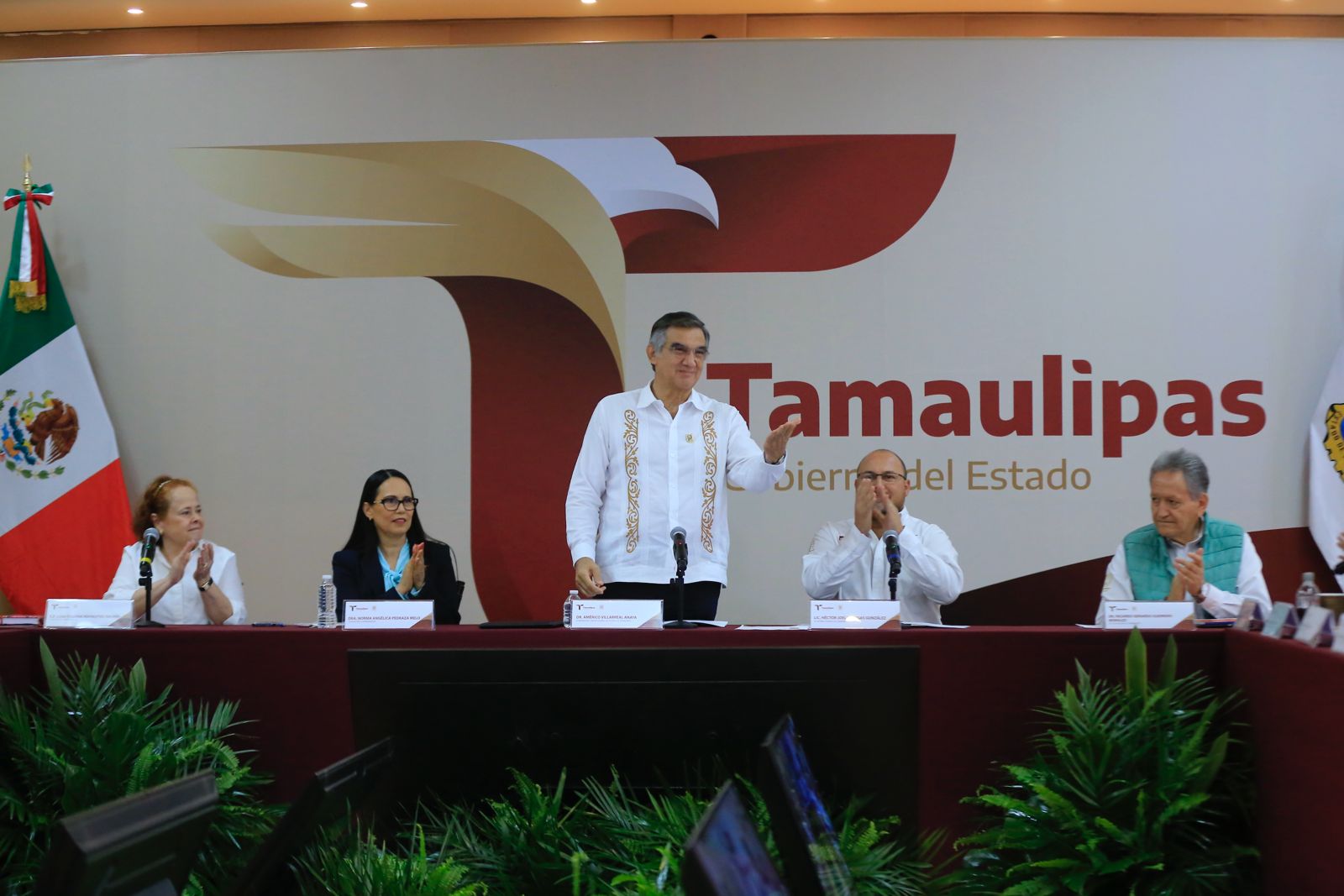 Impulsa Américo transparencia y combate a la corrupción