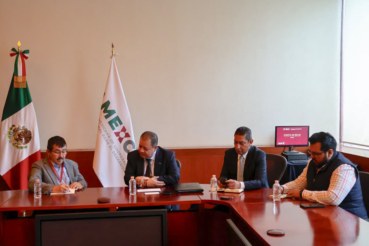 Gestiona rector de la UAT acuerdos para la movilidad internacional