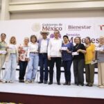 Entrega Américo tarjetas de Pensión Mujeres Bienestar; llegará a 93 mil tamaulipecas