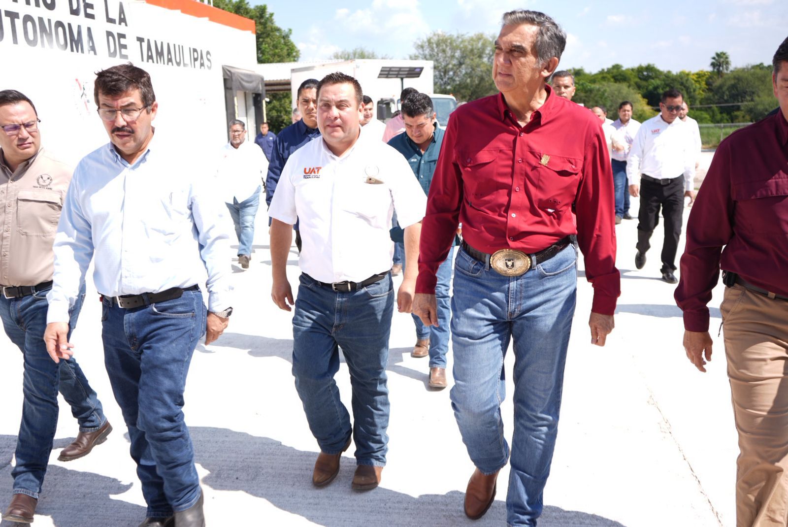 Constató gobernador modernización del rastro de la UAT