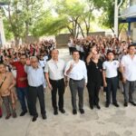 Con techumbre en escuela beneficia Lalo Gattás a estudiantes de la colonia Horacio Terán.