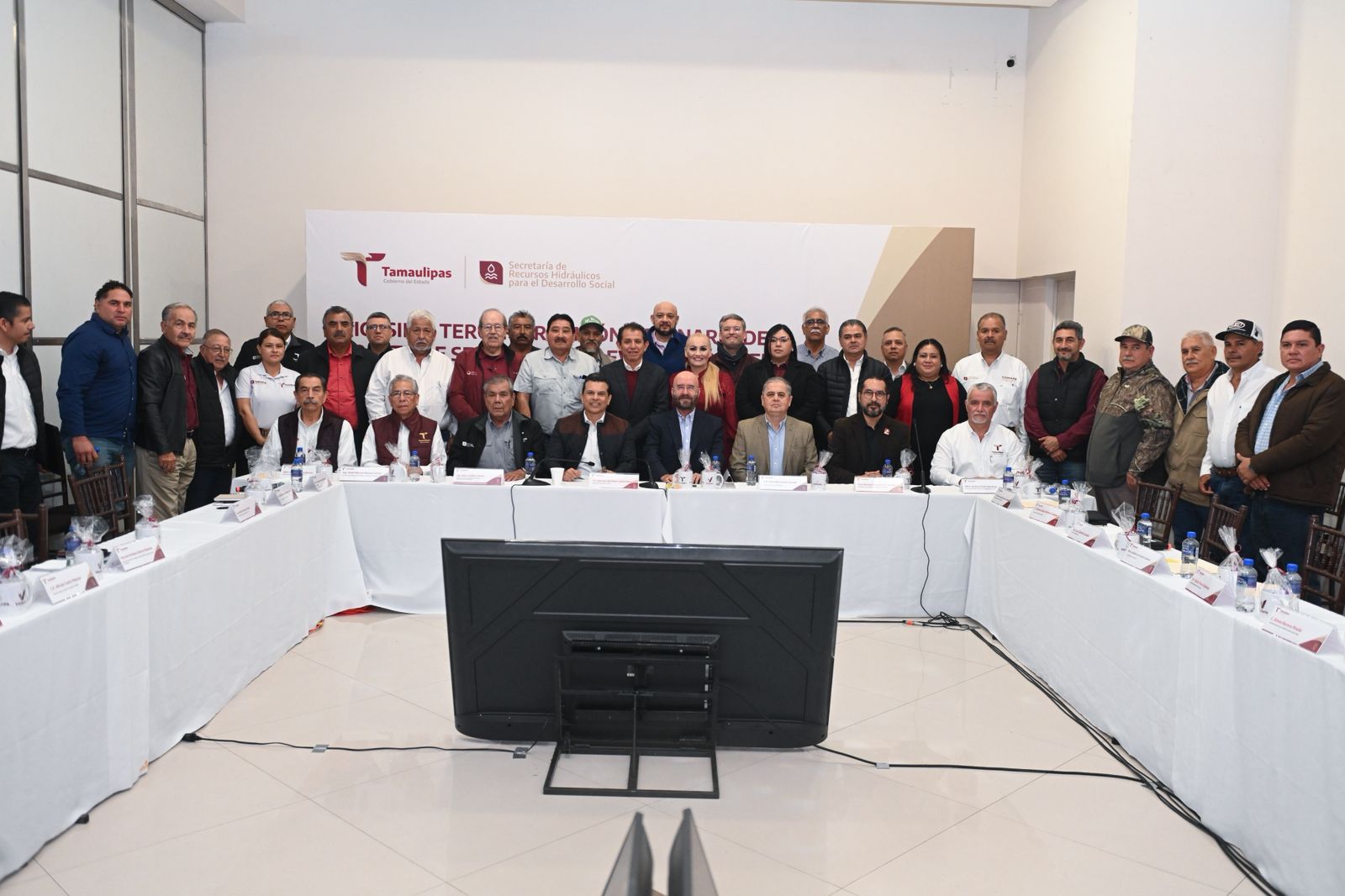 Preside alcalde de Victoria reunión de Semáforo del Cuidado del Agua.