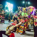 Desfile del carnaval en el sur con más de 60 participantes