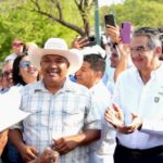 Reconocen ejidatarios de Llera respaldo de Américo ante problemática con empresa eólica
