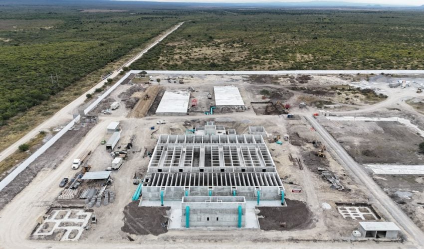 Garantiza gobierno de Américo Villarreal obra pública para los 43 municipios de Tamaulipas