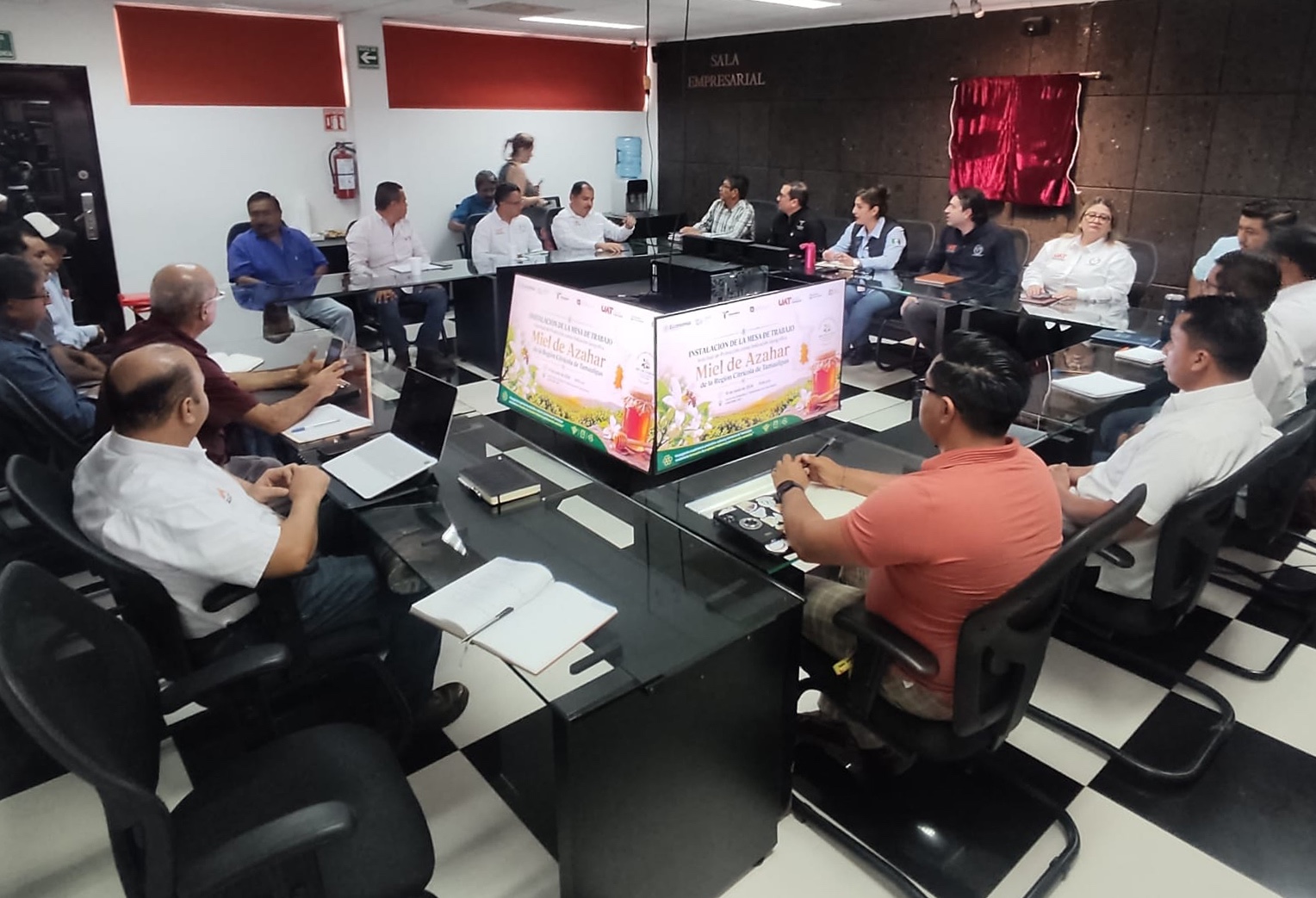 Arrancan los trabajos para la protección legal y certificación de la Miel de Azahar de Tamaulipas