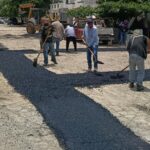 Reactivan bacheo en Victoria para reparar calles dañadas por lluvias.