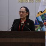 Buscan frenar influencers que promueven cirugías y dietas sin sustento médico