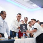 Apadrina alcalde Lalo Gattás generación de la Esc. Epigmenio García.