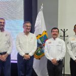 Rector de la UAT presenta avances del Atlas de Riesgos ante el gobernador en la Mesa de Paz