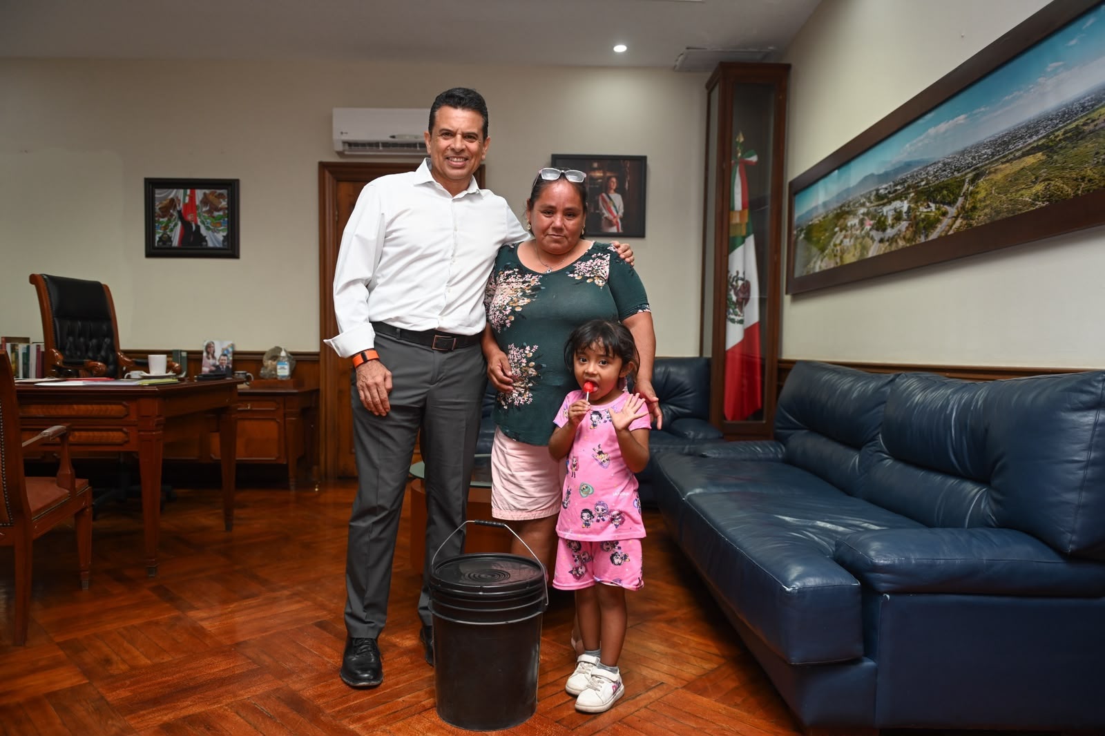 Cumple alcalde Lalo Gattás compromisos con la ciudadanía.